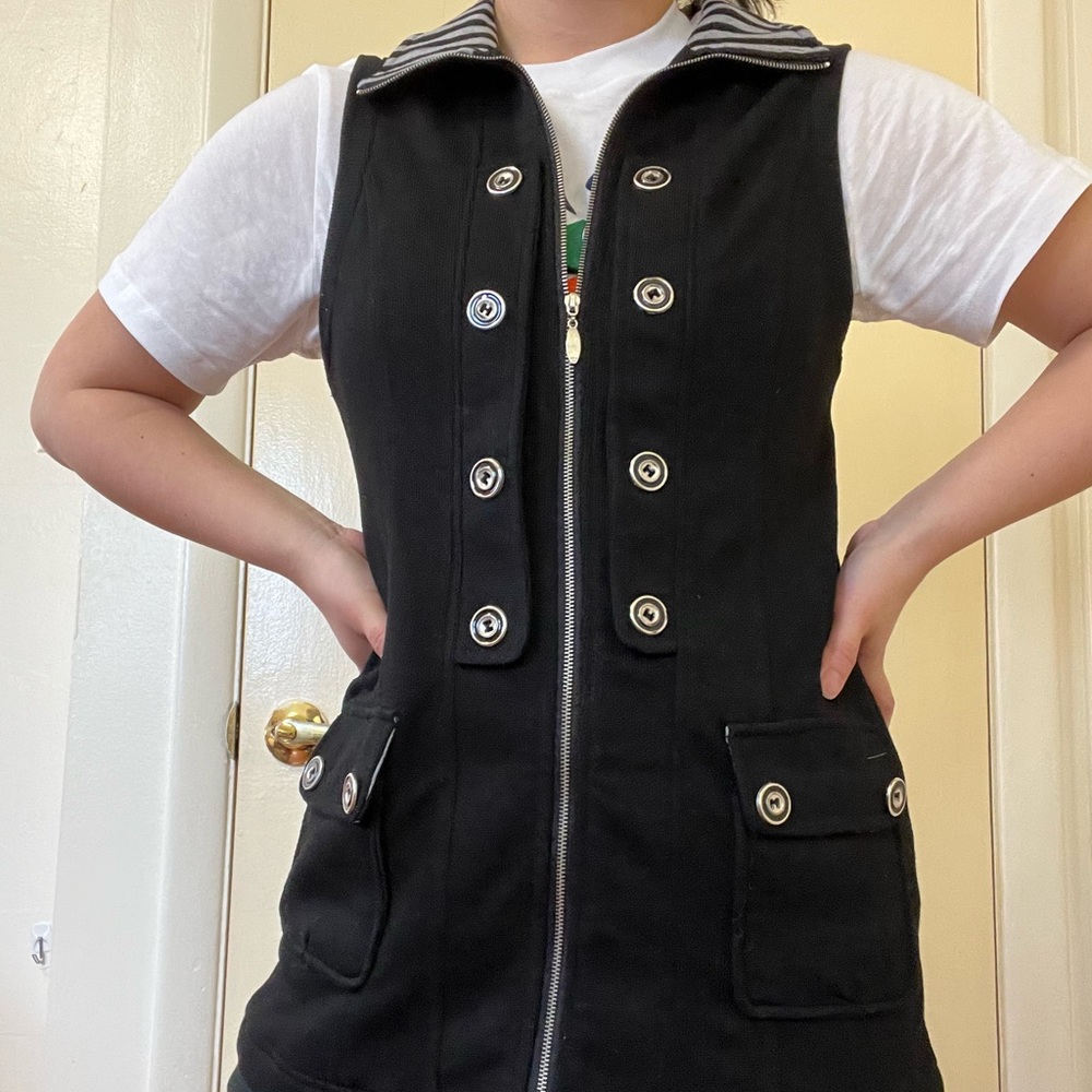 Long Black Zip-up vest jacket